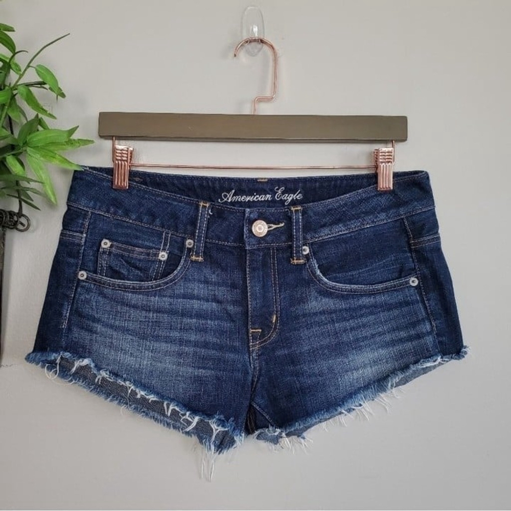 American Eagle Mid Rise Festival Frayed Cut Off Jean Shortie Dark AE 4 Shorts